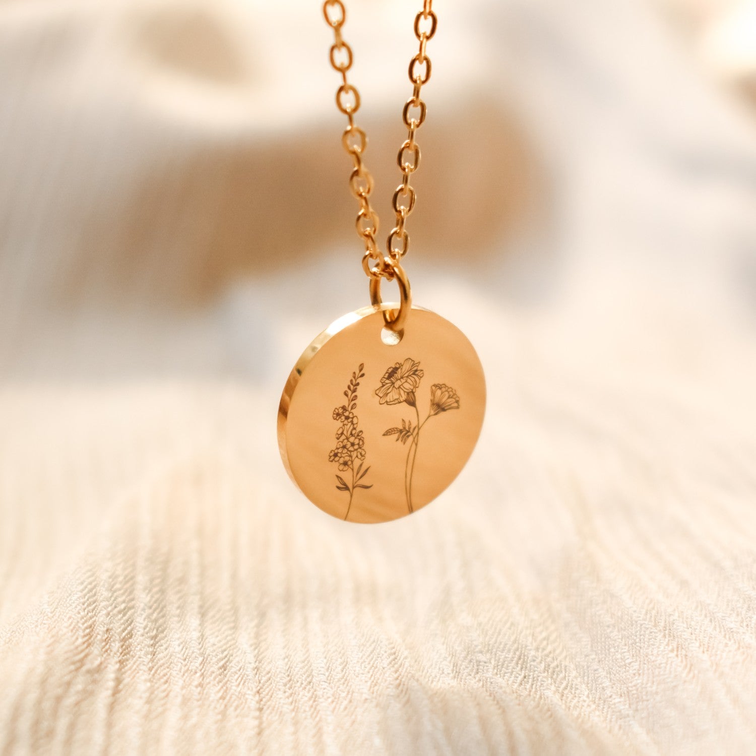 ketting-met-geboortebloem-597bpn-1.jpg ketting met geboortebloem - Afbeelding 1