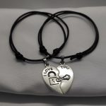 matching armband koppel